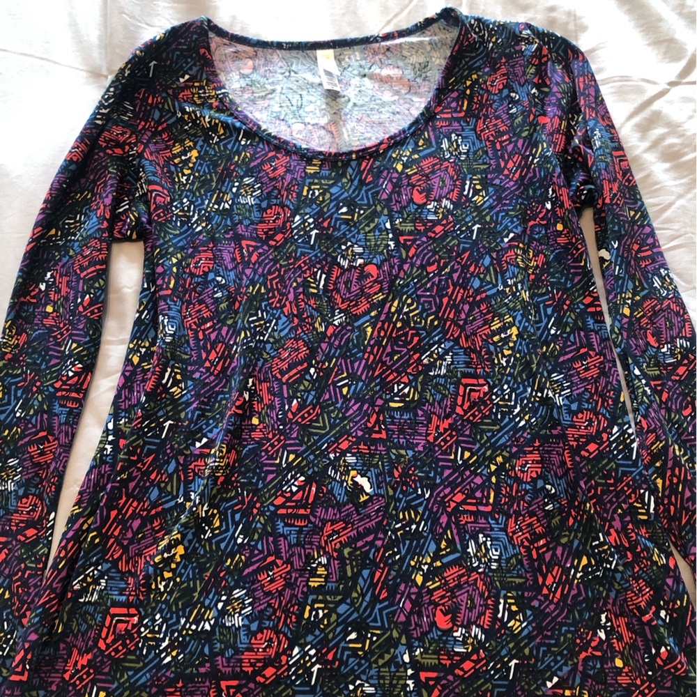 LuLaRoe Lynnae Multicolor Abstract Print Top